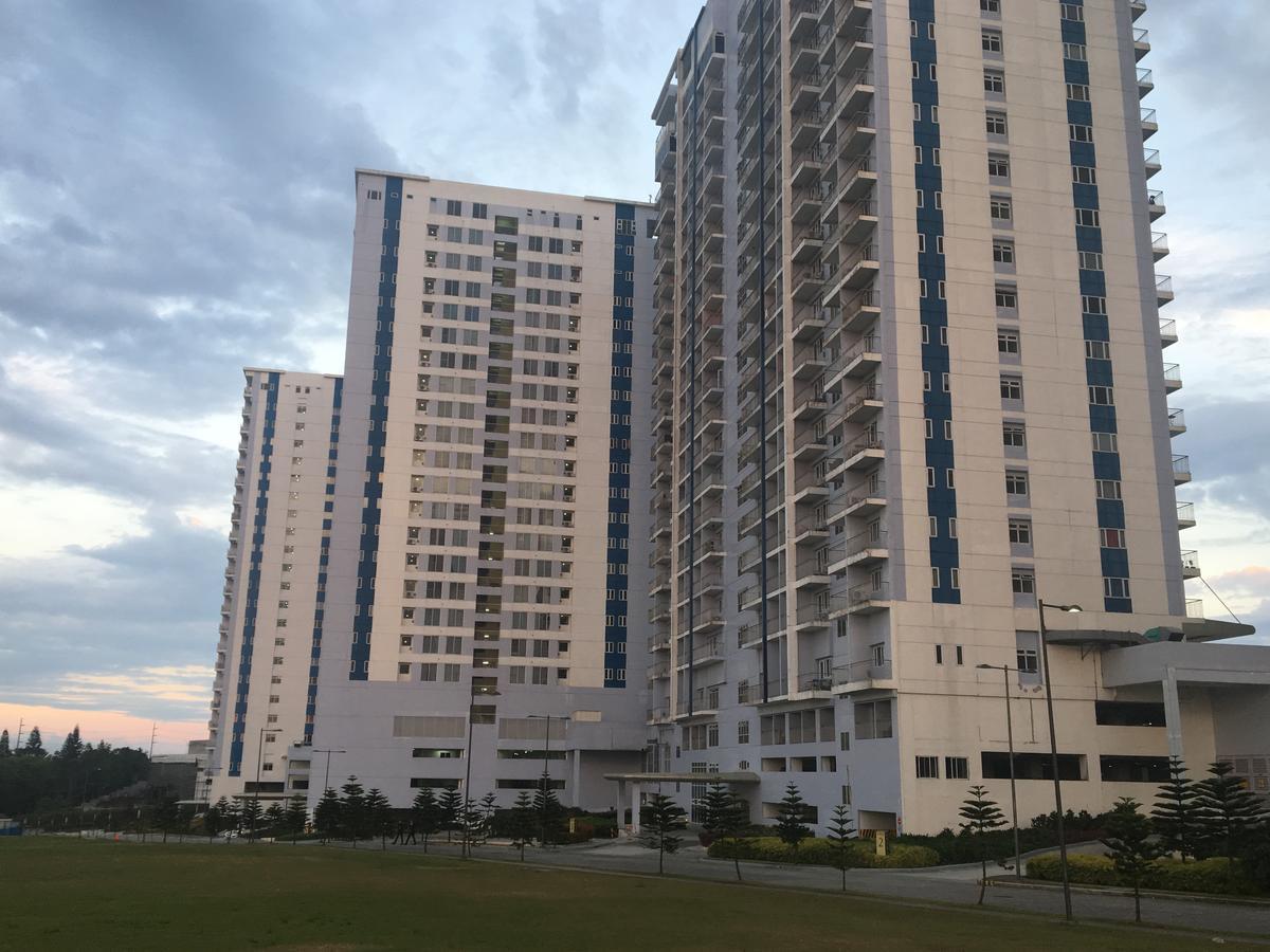 Breezy Wind 19Twentysix Tagaytay City Exterior photo